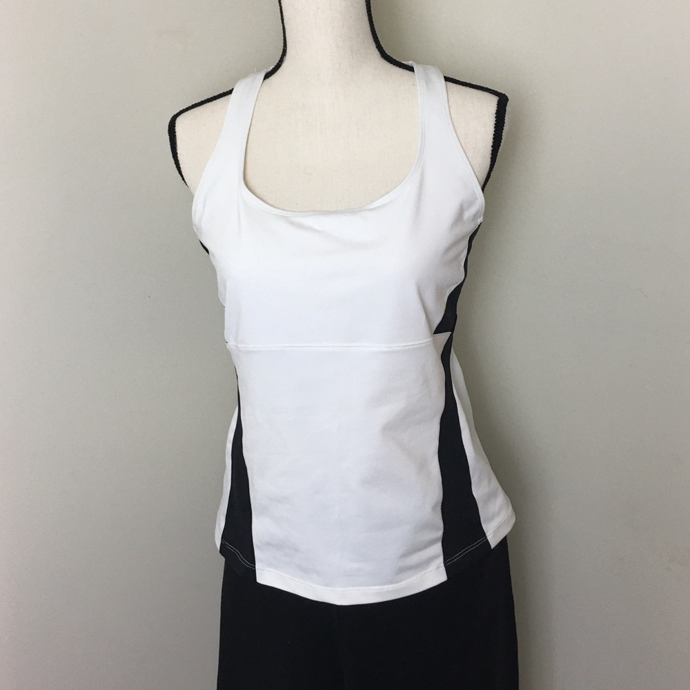 Ativa sports top, size L